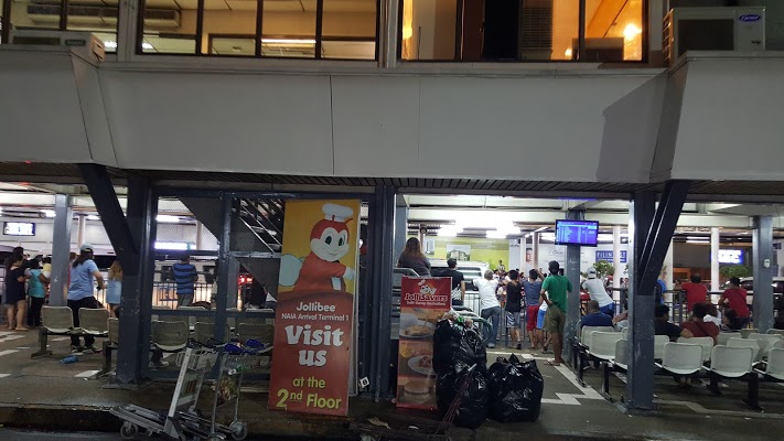 jollibee-naia-terminal-2-departure